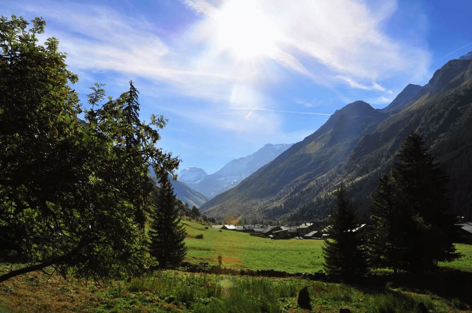 stage yoga sadhguru en Savoie