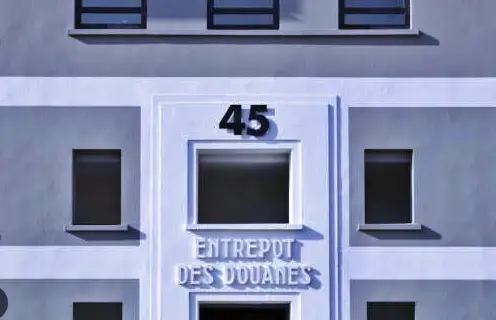 Ancien Entrepôt des Douanes Lyon - Yoga Sadhguru 45 quai Rambaud